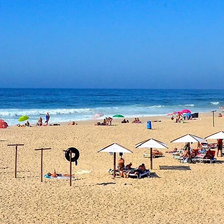 Praia Del Rey 公寓